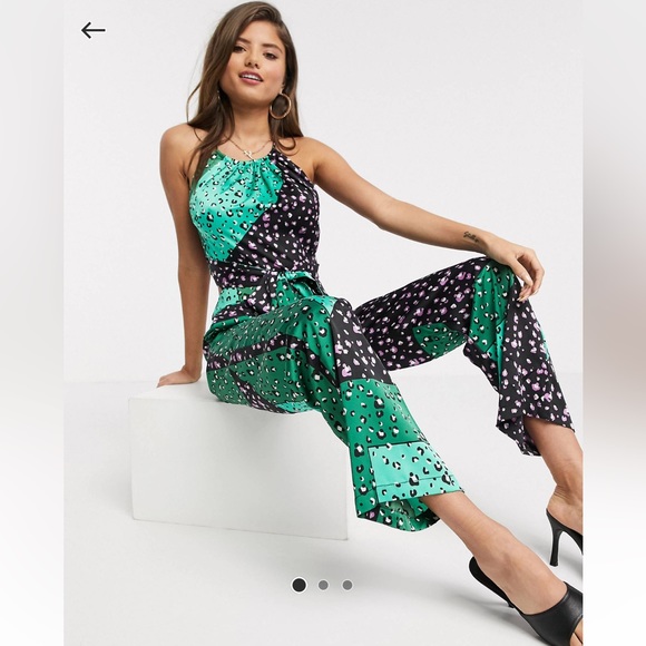 Halterneck  jumpsuit with floral patchwork in size US 4 - Picture 2 of 3